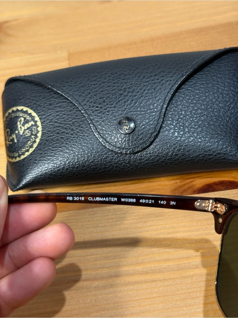 Ray-Ban Clubmaster Sunglasses Green Lenses with Tortoiseshell Frame